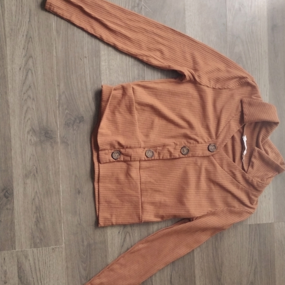 Long sleeved shirt